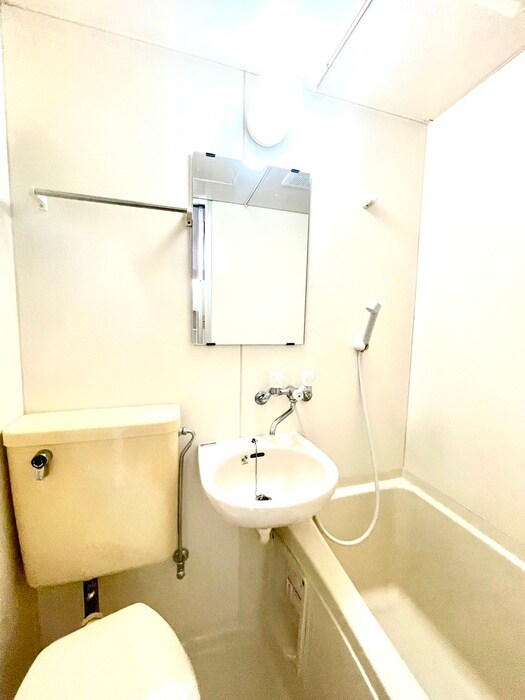 物件内観写真11　(洗面)