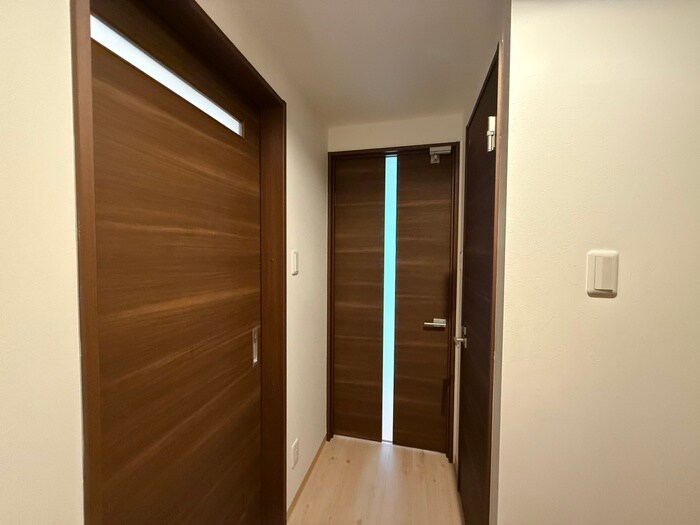 物件内観写真20　(廊下)