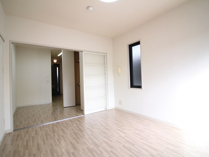 物件内観写真8　(内観写真)