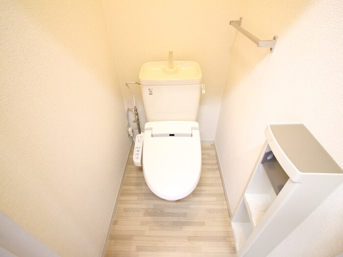 物件内観写真15　(トイレ)