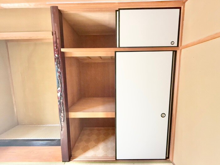 物件内観写真12　(収納)