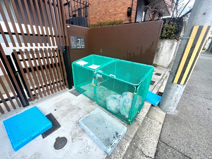 物件外観写真6　(建物設備)