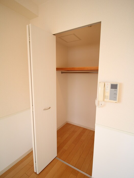 物件内観写真9　(収納)