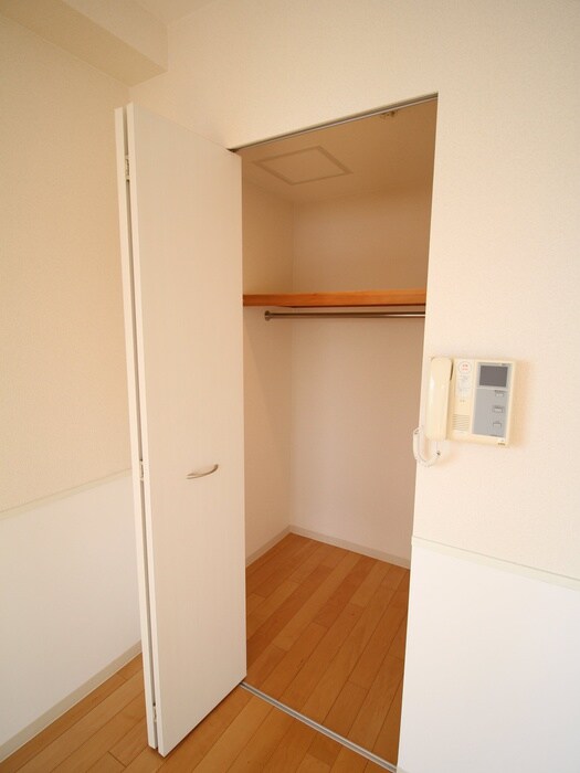 物件内観写真9　(収納)