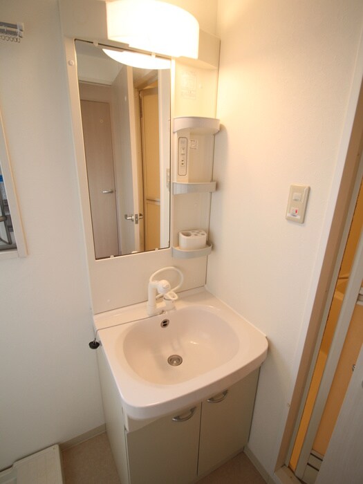 物件内観写真9　(洗面)