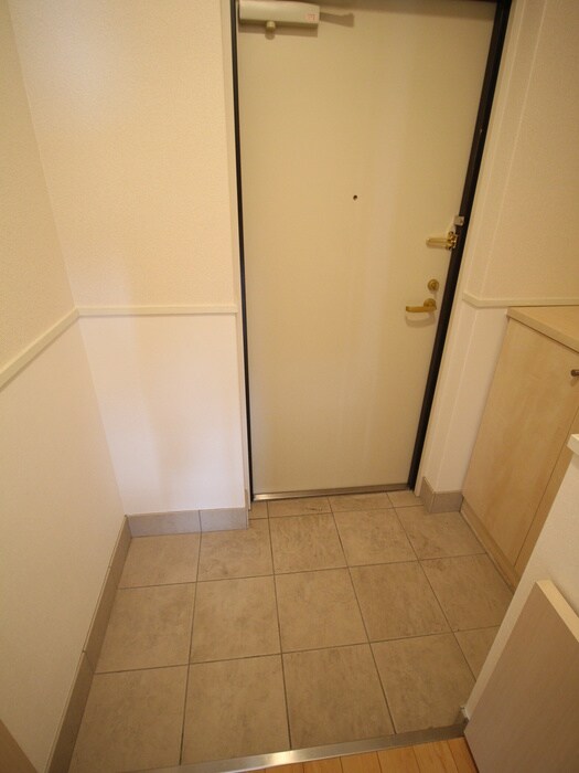 物件内観写真22　(玄関)