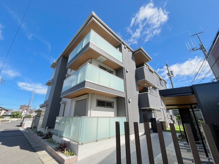 物件外観写真2　(外観写真)