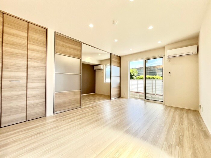 物件内観写真7　(居室)