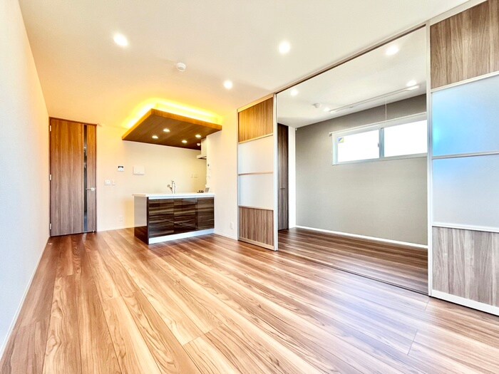 物件内観写真8　(居室)