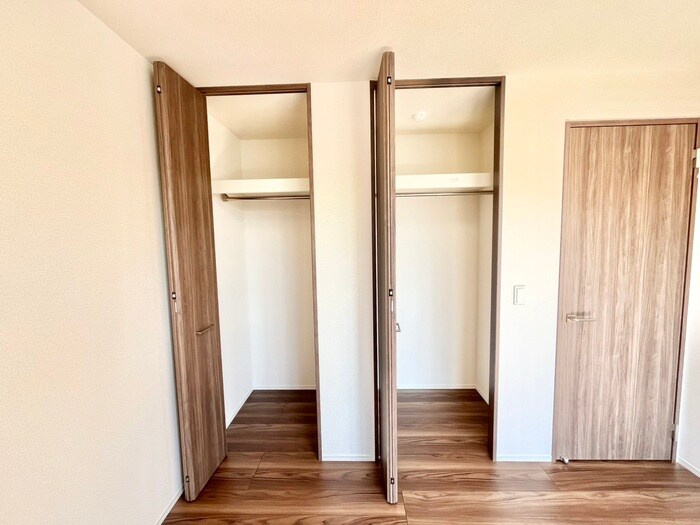 物件内観写真12　(収納)