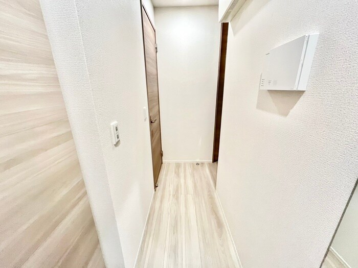 物件内観写真17　(廊下)