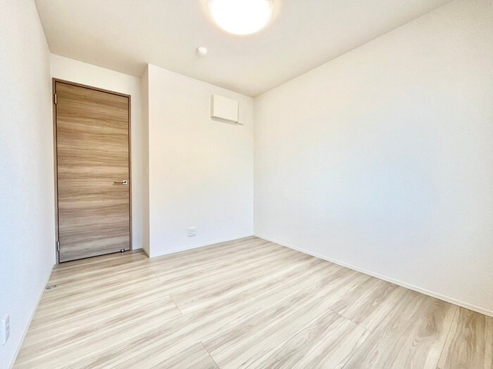 物件内観写真19　(居室)