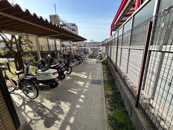 駐輪場