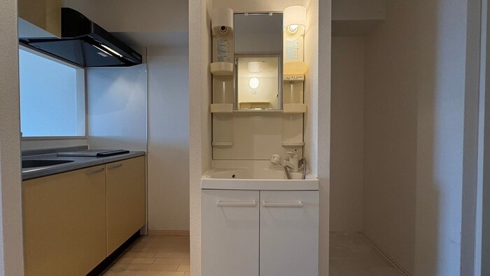 物件内観写真12　(洗面)