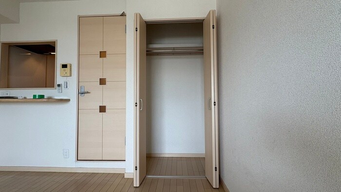 物件内観写真18　(収納)