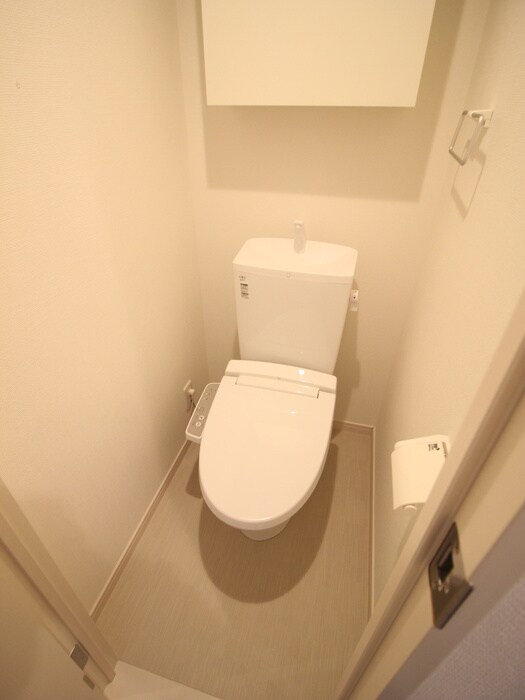 物件内観写真14　(トイレ)