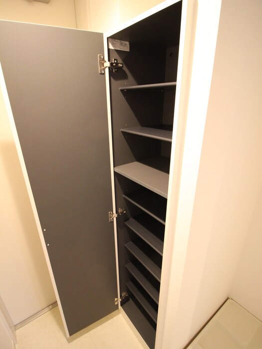 物件内観写真18　(靴箱)