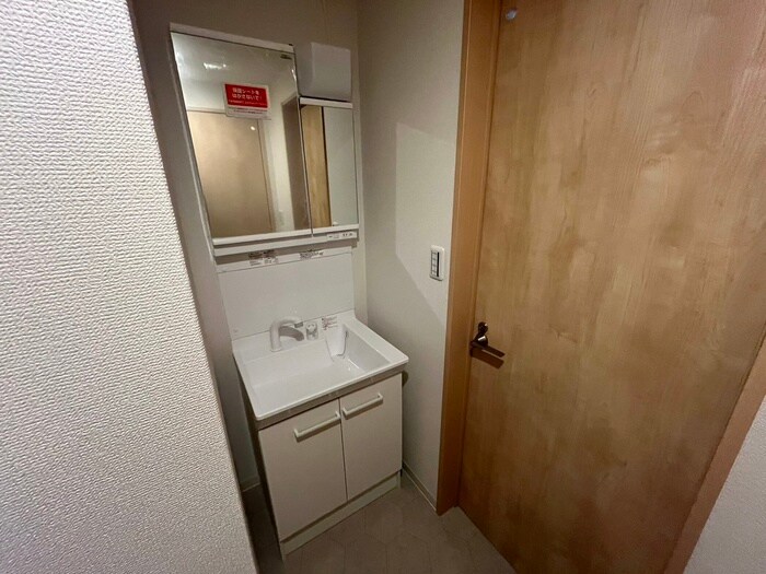 物件内観写真10　(洗面)
