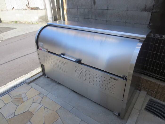 物件外観写真4　(建物設備)