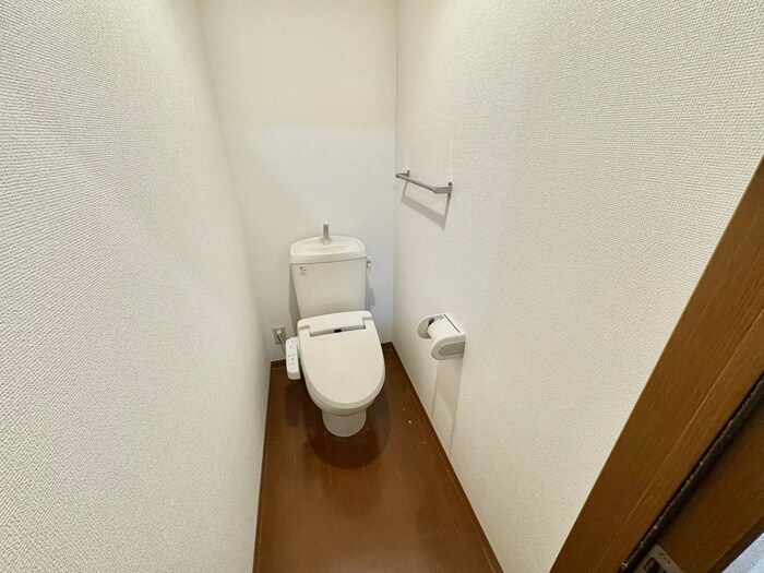 物件内観写真11　(トイレ)