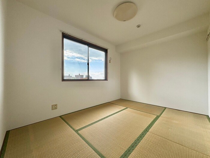 物件内観写真18　(居室)