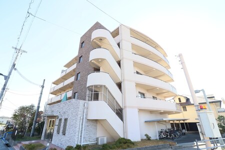 リヴィエール白島外観写真