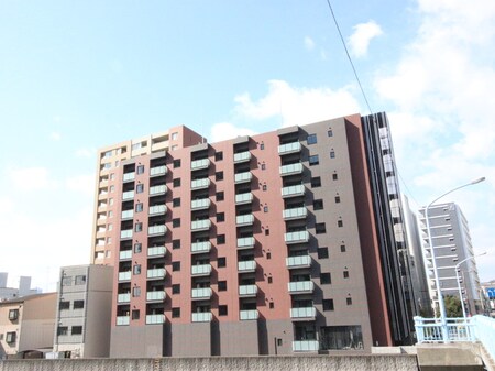 ﾌｧｰｽﾄﾌｨｵｰﾚ阿波座ｱｸｱ(201)外観写真