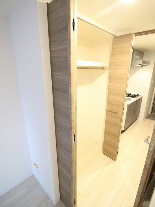 物件内観写真13　(収納)