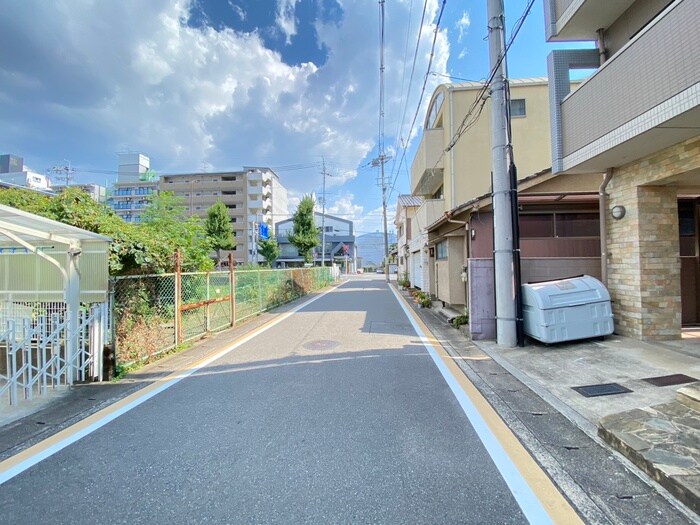 物件外観写真6　(周辺環境)