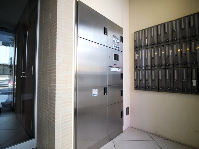 物件外観写真4　(建物設備)