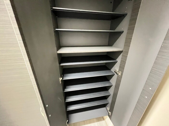 物件内観写真12　(靴箱)
