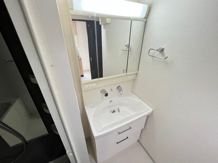 物件内観写真18　(洗面)