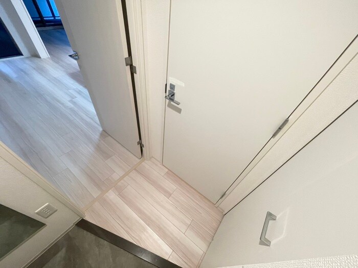 物件内観写真20　(廊下)