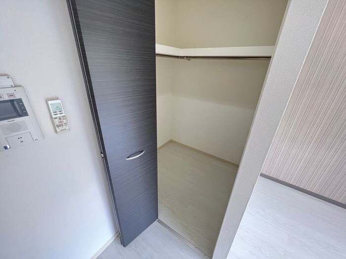 物件内観写真21　(収納)