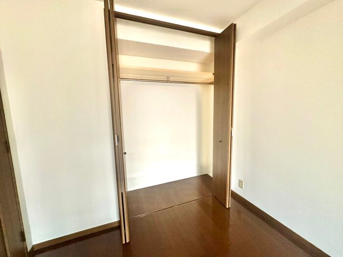物件内観写真11　(収納)