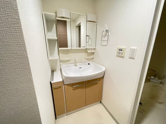 物件内観写真14　(洗面)