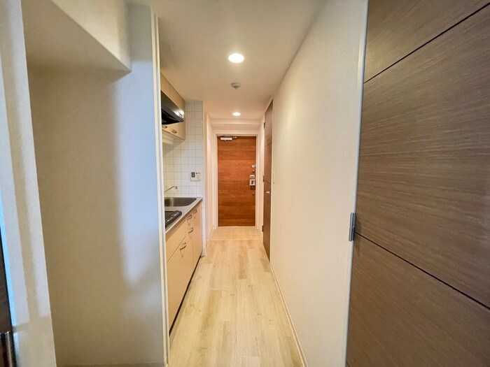 物件内観写真19　(廊下)