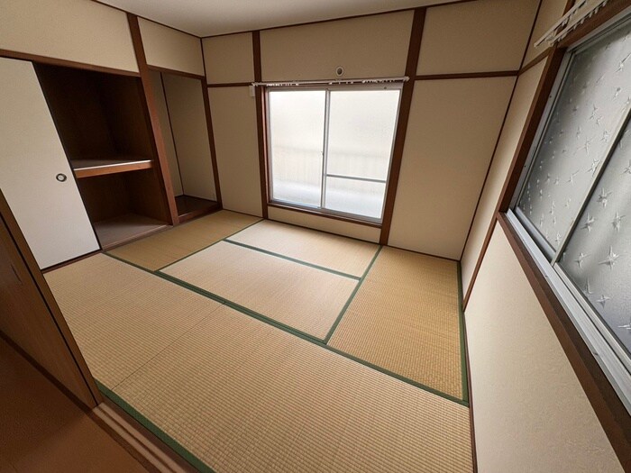 物件内観写真10　(居室)