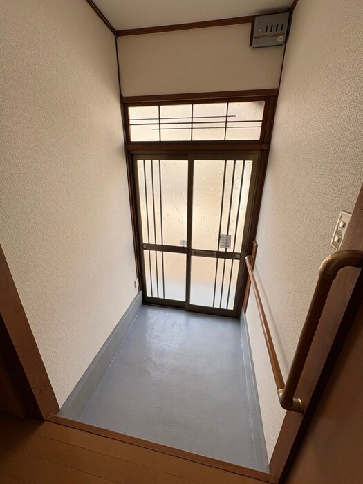 物件内観写真21　(玄関)
