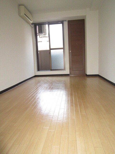 物件内観写真13　(居室)