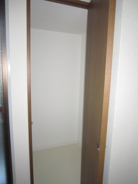 物件内観写真14　(収納)
