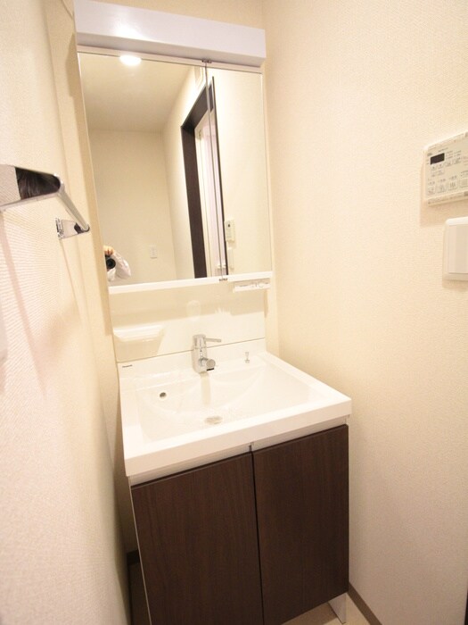 物件内観写真11　(洗面)