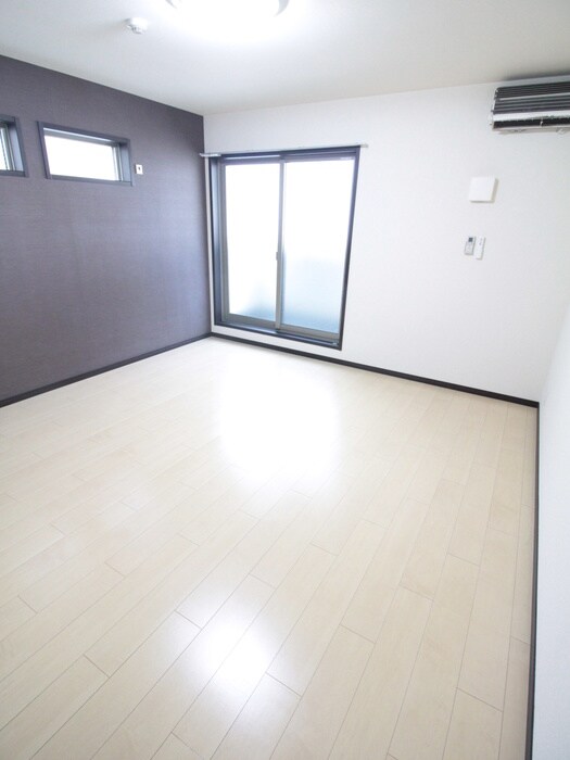 物件内観写真15　(居室)