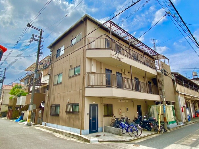 物件外観写真1　(外観写真)