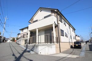 竹内コ－ト外観写真