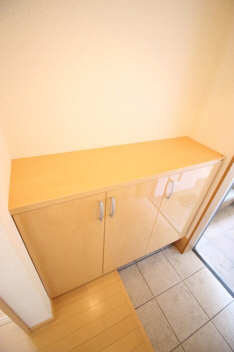 物件内観写真12　(靴箱)