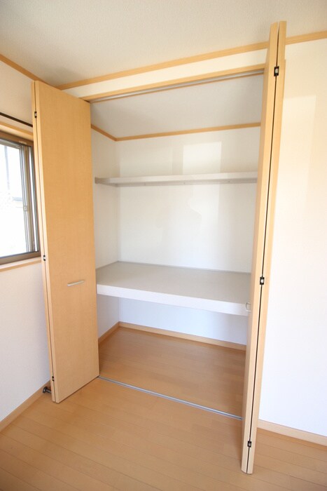 物件内観写真13　(収納)