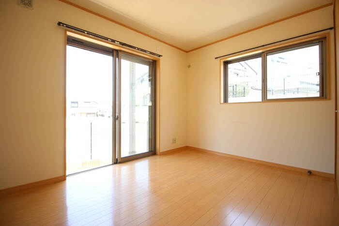 物件内観写真18　(居室)