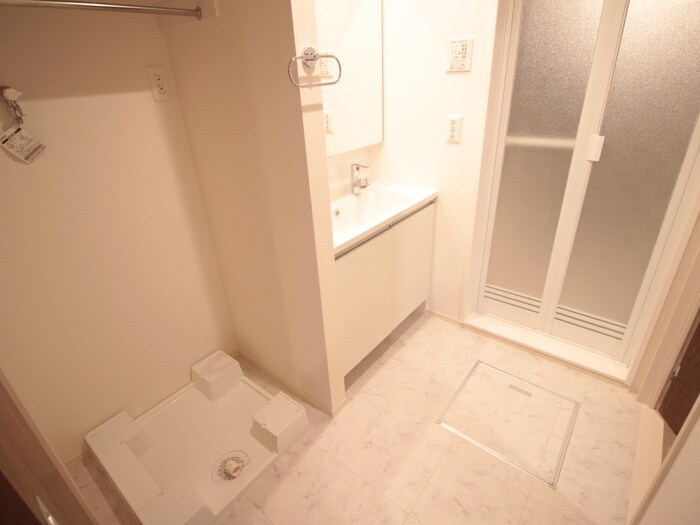 物件内観写真14　(洗面)