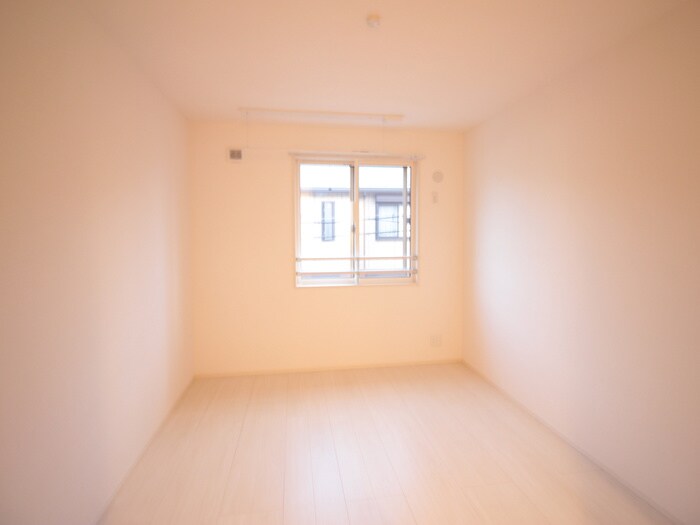 物件内観写真18　(居室)